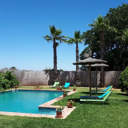 Villa Cortijo Santa Clara à Carmona  Extérieur photo