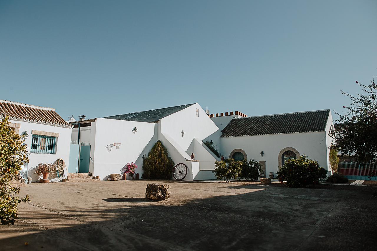 Villa Cortijo Santa Clara à Carmona  Extérieur photo