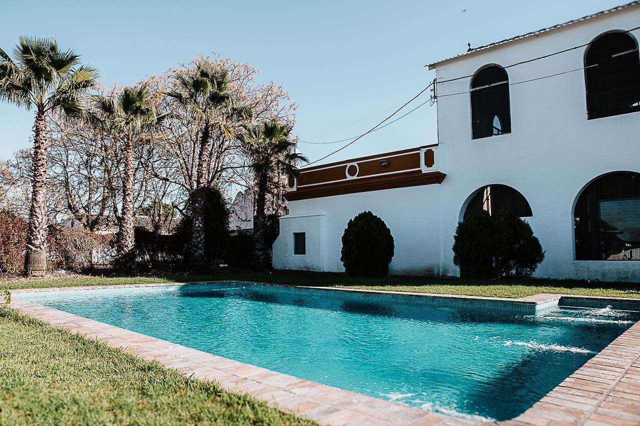 Villa Cortijo Santa Clara à Carmona  Extérieur photo