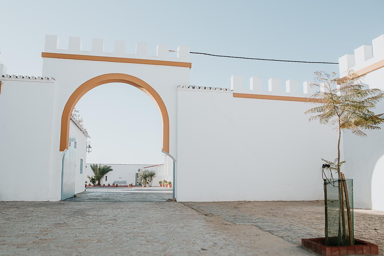 Villa Cortijo Santa Clara à Carmona  Extérieur photo