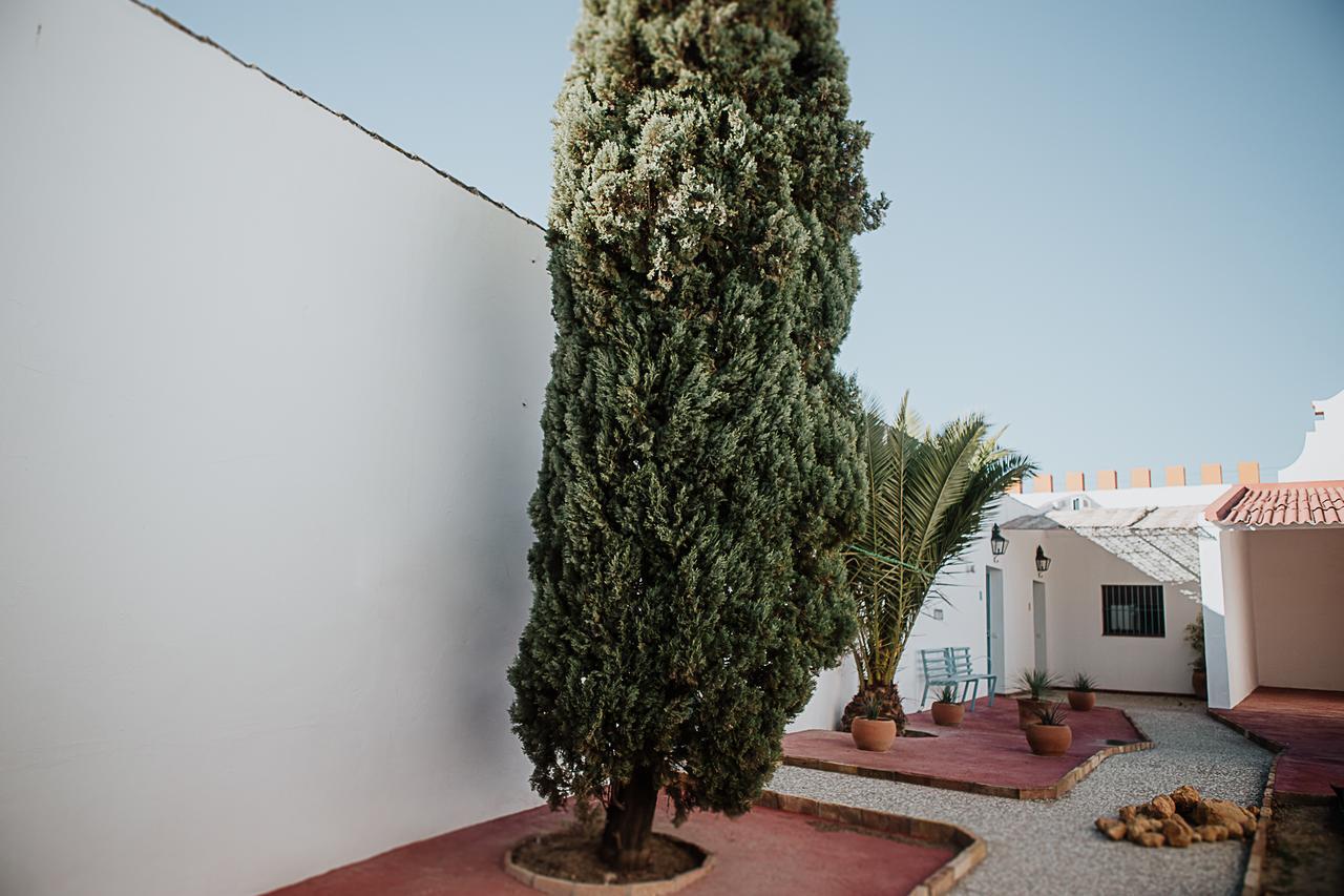 Villa Cortijo Santa Clara à Carmona  Extérieur photo